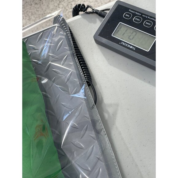 Under Armour Hoodie Size Medium Fitted Long Sleeve Pullover Green Athleisure Gym - Picture 6 of 6